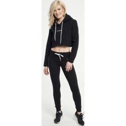 Gym Hero - Bluza Victoria. Czarne bluzy damskie Gym Hero, m, z nadrukiem, z dzianiny, bez rękawów, z kapturem. W wyprzedaży za 69,90 zł.
