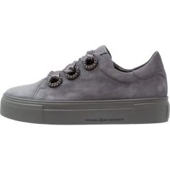 Kennel + Schmenger BIG Sneakersy niskie basalt/gun. Szare trampki i tenisówki damskie marki Kennel + Schmenger, bez wzorów, ze skóry, bez zapięcia. Za 1029,00 zł.