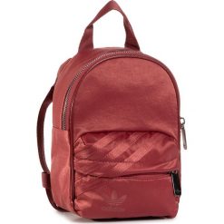 Plecak adidas - Bp Mini GD1645 Legred. Czerwone plecaki męskie Adidas, bez wzorów, z materiału, sportowe. Za 129,00 zł.