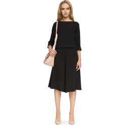 Czarna Elegancka Bluzka z Falbankami przy Rękawach. Czarne bluzki damskie marki Molly.pl, s, bez wzorów, z jeansu, eleganckie, z klasycznym kołnierzykiem, z długim rękawem. Za 78,90 zł.