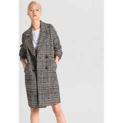 Klasyczny płaszcz w kratę - Szary. Szare płaszcze damskie Cropp, s, bez wzorów, klasyczne. Za 229,99 zł.