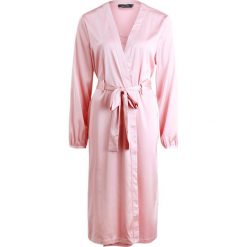 Szlafroki damskie: MINKPINK AIRHEAD ROBE Szlafrok pink
