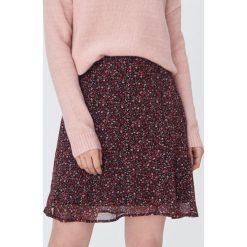 Wzorzysta spódnica mini - Czerwony. Czerwone spódniczki damskie Sinsay, s, bez wzorów, mini. Za 29,99 zł.