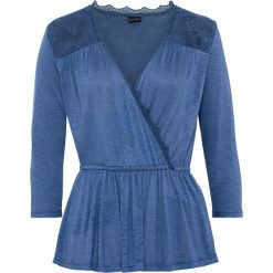 Shirt z koronką bonprix niebieski. Niebieskie koszulki damskie bonprix, w paski, z koronki, bez kołnierzyka. Za 99,99 zł.