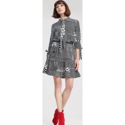 Czarna Sukienka Bad At Love. Czarne sukienki other, l, mini, oversize. Za 59,99 zł.