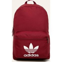 Adidas Originals - Plecak. Czerwone plecaki damskie adidas Originals, z nadrukiem, z poliesteru. Za 129,90 zł.