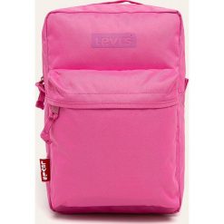 Levi's - Plecak. Różowe plecaki męskie Levi's®, bez wzorów, z poliesteru. W wyprzedaży za 129,90 zł.