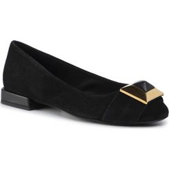 Półbuty FURLA - Diva 1036941 S YC26 09L Nero. Czarne półbuty damskie Furla, na co dzień, bez wzorów, ze skóry, bez obcasa, na płaskiej podeszwie, bez zapięcia. W wyprzedaży za 519,00 zł.