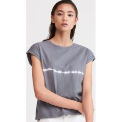 T-shirt z motywem tie-dye - Szary. T-shirty damskie Reserved. Za 49,99 zł.