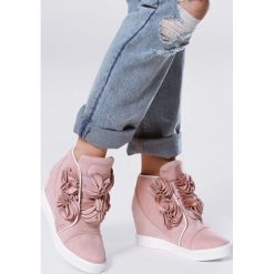 Różowe Sneakersy Doodad. Różowe koturny damskie Born2be. Za 49,99 zł.