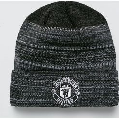 New Era - Czapka Manchester United. Czarne czapki zimowe męskie New Era. W wyprzedaży za 119,90 zł.