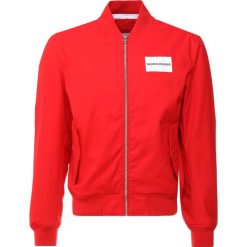 Kurtki męskie bomber: Calvin Klein Jeans INSTITUTIONAL LOGO Kurtka Bomber red