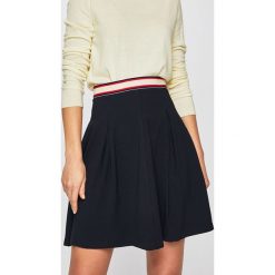 Answear - Spódnica. Niebieskie spódniczki damskie ANSWEAR, s, bez wzorów, z poliesteru, mini, rozkloszowane. Za 89,90 zł.