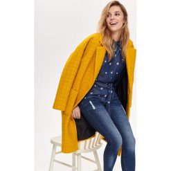 SPODNIE JEANSOWE DAMSKIE. Niebieskie spodnie damskie Top Secret, z jeansu. W wyprzedaży za 89,99 zł.