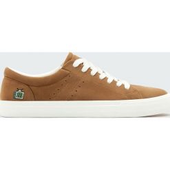 Brązowe tenisówki z naszywką na zapiętku. Pomarańczowe buty sportowe męskie Pull&Bear, z aplikacjami, sportowe, bez zapięcia. Za 99,90 zł.