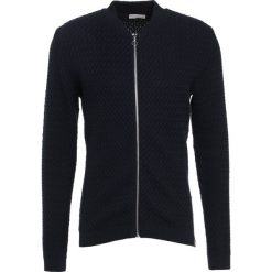 Knowledge Cotton Apparel SMALL DIAMOND CARDIGAN Kardigan dark blue. Niebieskie kardigany damskie marki Knowledge Cotton Apparel, xs, z bawełny. Za 509,00 zł.