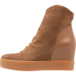 Botki damskie lity: Shoe The Bear TRISH Botki na koturnie brown