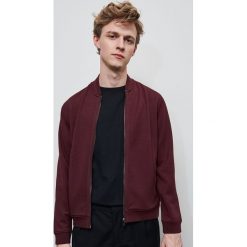 Rozpinana bluza w stylu bomberki - Bordowy. Czerwone bluzy męskie Reserved, s, bez wzorów, bez kołnierzyka, bez rękawów, bez kaptura. Za 119,99 zł.
