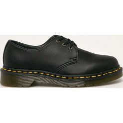 Dr Martens - Półbuty. Czarne mokasyny damskie Dr. Martens, ze skóry, na obcasie. Za 629,90 zł.