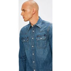 Calvin Klein Jeans - Koszula. Niebieskie koszule męskie marki Calvin Klein Jeans, s, z bawełny, klasyczne, z klasycznym kołnierzykiem, z długim rękawem. W wyprzedaży za 299,90 zł.
