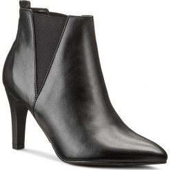Botki CARINII - B3735 E50-000-PSK-B95. Czarne buty zimowe damskie Carinii, ze skóry, na obcasie. W wyprzedaży za 229,00 zł.