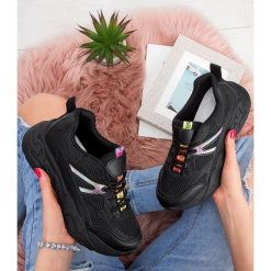 Buty sportowe damskie N/M BM-590 Czarne. Czarne buty sportowe damskie N/M, bez wzorów, z tkaniny, eleganckie. Za 89,00 zł.