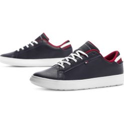 Tommy Hilfiger Essential Leather Detail Cupsole FM0FM02272-403. Trampki męskie TOMMY HILFIGER, na lato, bez wzorów, ze skóry, sportowe, bez zapięcia. W wyprzedaży za 359,99 zł.