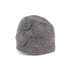 Czapka damska Wełniana kokarda szara. Czerwone czapki zimowe damskie marki Art of Polo. Za 54,70 zł.