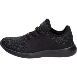 Czarne sportowe buty męskie AMERICAN CLUB WT21. Czarne buty sportowe męskie American CLUB, bez zapięcia. W wyprzedaży za 119,00 zł.