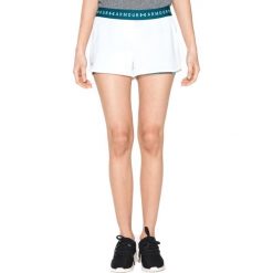 Under Armour 2-in-1 Szorty Biały. Białe szorty damskie Under Armour, m, bez wzorów, z elastanu. Za 223,95 zł.