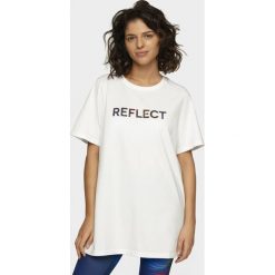 T-shirt damski. Koszulki damskie s, bez wzorów, z dzianiny, bez kołnierzyka, bez rękawów. W wyprzedaży za 39,99 zł.