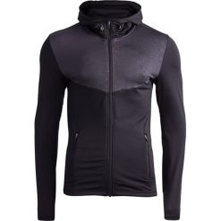 Bluza treningowa w kolorze czarnym. Czarne bluzy męskie Outhorn, m, bez wzorów, z materiału, z kapturem, bez rękawów, bez kaptura. W wyprzedaży za 79,95 zł.