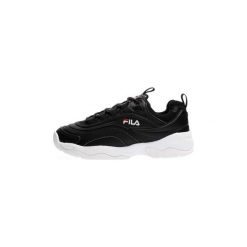 Buty Fila 1010562 RAY LOW. Czarne trampki i tenisówki damskie Fila, bez wzorów, bez zapięcia. Za 347,81 zł.