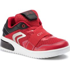 Sneakersy GEOX - J Xled B. B J927QB 01454 C0020 S Red/Black. Czerwone trampki chłopięce Geox, bez wzorów, ze skóry ekologicznej, na sznurówki. W wyprzedaży za 239,00 zł.