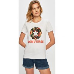 Converse - T-shirt. Białe bluzki damskie Converse, s, z nadrukiem, z bawełny, z okrągłym kołnierzem. W wyprzedaży za 99,90 zł.