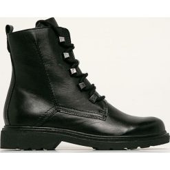 Marco Tozzi - Workery skórzane. Czarne workery damskie Marco Tozzi, ze skóry, z okrągłym noskiem, bez obcasa, na obcasie, na zamek. Za 299,90 zł.