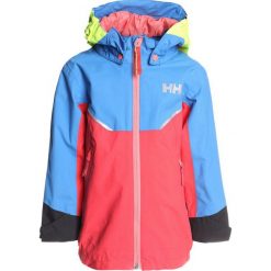 Helly Hansen SHELTER JACKET UKUT Kurtka hardshell cayenne. Czerwone kurtki chłopięce marki Helly Hansen, z hardshellu. W wyprzedaży za 356,15 zł.