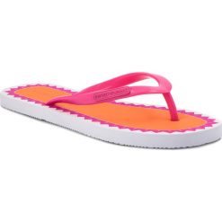 Japonki EMPORIO ARMANI - X3Q059 XL230 D254 Fuxia/Fuxia. Różowe klapki damskie marki Emporio Armani, bez wzorów, z tworzywa sztucznego, bez obcasa. W wyprzedaży za 199,00 zł.