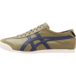 Onitsuka Tiger MEXICO 66 Tenisówki i Trampki martini olive/peacoat. Zielone trampki męskie marki Onitsuka Tiger, ze skóry. W wyprzedaży za 170,55 zł.