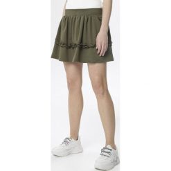 Khaki Spódnica Brinora. Brązowe spódniczki damskie Born2be, s, bez wzorów, mini, rozkloszowane. Za 69,99 zł.