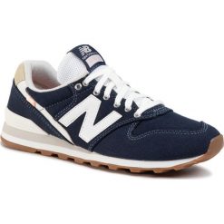 Sneakersy NEW BALANCE - WL996WCC Granatowy. Niebieskie półbuty damskie New Balance, ze skóry ekologicznej. Za 349,00 zł.