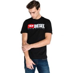 Diesel Just Division Koszulka Czarny. Czarne podkoszulki męskie Diesel, xl, z haftami, z bawełny. Za 266,95 zł.