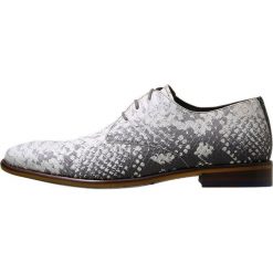 Floris van Bommel Oksfordki light grey. Szare półbuty męskie marki Floris van Bommel, bez wzorów, ze skóry, na sznurówki. Za 1009,00 zł.
