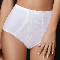 Figi klasyczne Natalia wysokie. Różowe figi damskie marki Astratex, z bawełny. Za 42,99 zł.