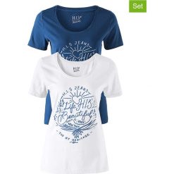 Koszulki (2 szt.) w kolorze niebieskim i białym. Białe t-shirty damskie H.I.S, xs, z nadrukiem, z bawełny, z okrągłym kołnierzem. W wyprzedaży za 73,95 zł.
