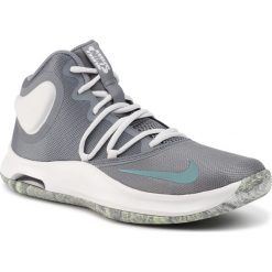 Buty NIKE - Air Versitile IV AT1199 007 Cool Grey/Dark Grey. Szare buty sportowe męskie Nike, z tworzywa sztucznego, bez zapięcia, do koszykówki. W wyprzedaży za 239,00 zł.
