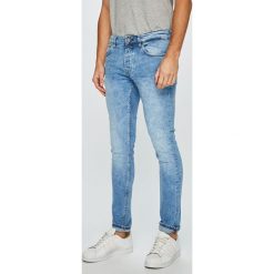 Only & Sons - Jeansy. Niebieskie jeansy męskie Only & Sons, bez wzorów. W wyprzedaży za 99,90 zł.
