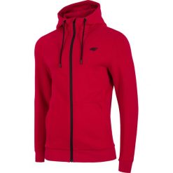 Bluza męska BLM300 - czerwony. Czerwone bluzy męskie marki 4f, m, bez wzorów, z dzianiny, z kapturem, bez rękawów, z kapturem. Za 139,99 zł.