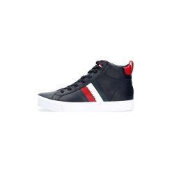 Buty Tommy Hilfiger FM0FM02371 FLAG DETAIL. Niebieskie trampki męskie TOMMY HILFIGER, bez wzorów, bez zapięcia. Za 448,85 zł.