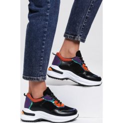 Czarno-Pomarańczowe Sneakersy Ixora. Czarne buty sportowe damskie Renee. Za 99,99 zł.